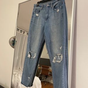 American Eagle Ripped Mom Jeans